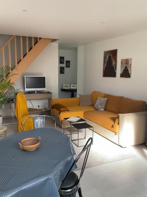 Le Gite Marie-Galante : Belle Maison D'Hotes Avec Acces Piscine En Ete Lanmeur Ngoại thất bức ảnh